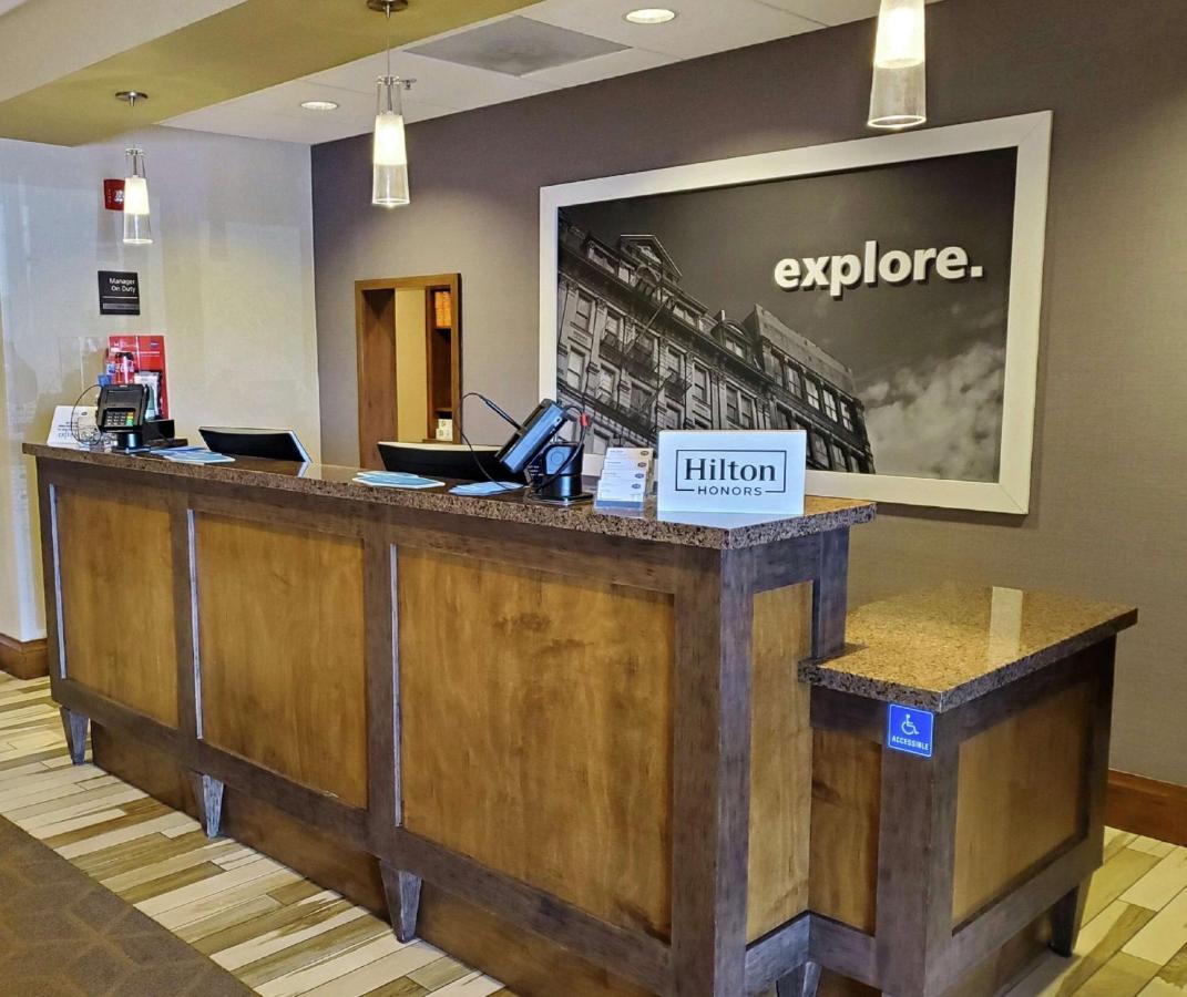 Hampton Inn & Suites Salinas Exterior foto